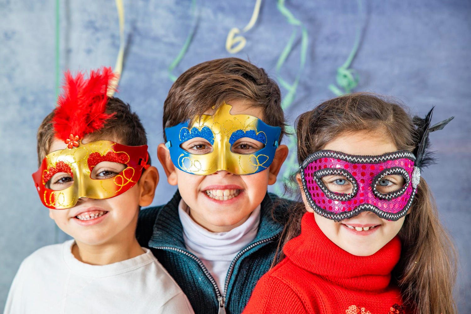 Stroje na bal przebierańców dla dzieci – klasyki i trendy